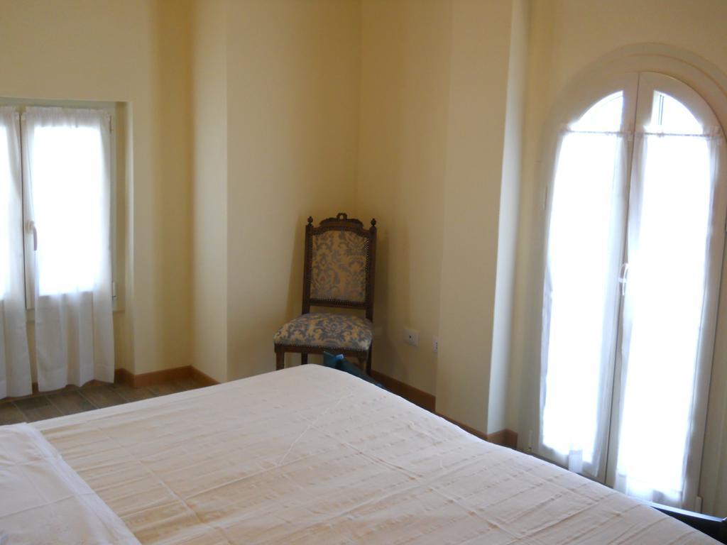 La Villa Morandi Marzio Екстериор снимка