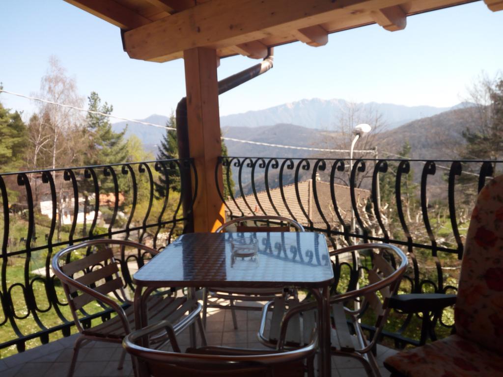 La Villa Morandi Marzio Екстериор снимка